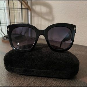 Tom Ford Beatrix sunglasses 52mm